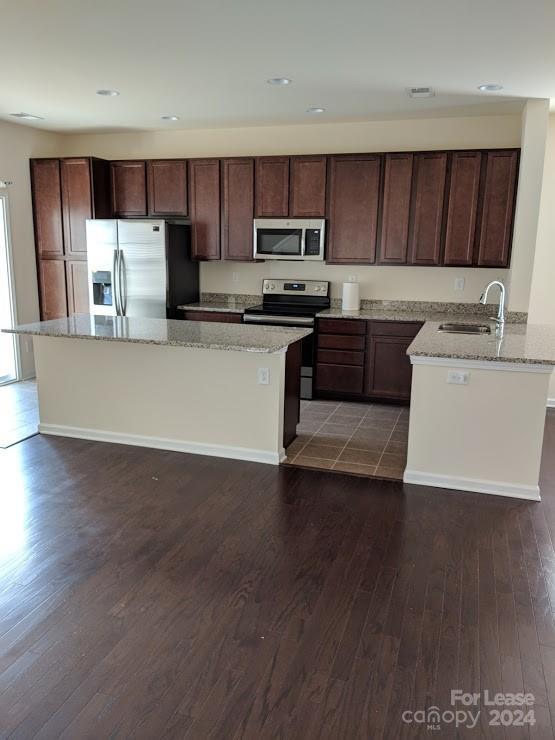 Property image 3 at 8414 Summerford Drive, Charlotte, NC 28269