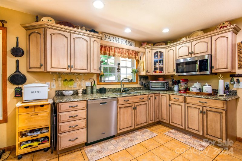 Property image 5 at 57 Sunshine Acres Drive, Sylva, NC 28779