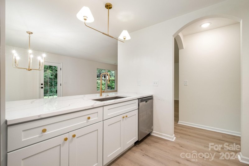 Property image 5 at 5223 Fernhill Drive, Charlotte, NC 28217