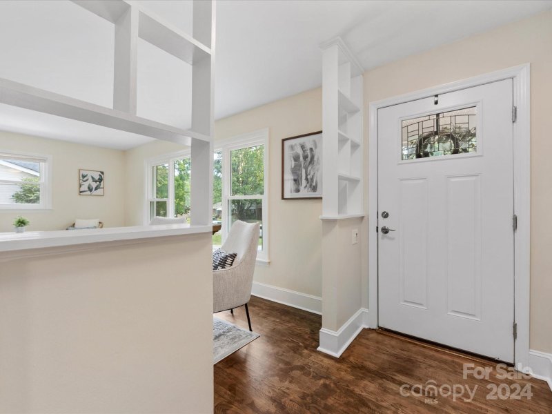 Property image 2 at 4727 Holbrook Drive, Charlotte, NC 28212