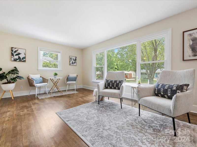 Property image 3 at 4727 Holbrook Drive, Charlotte, NC 28212