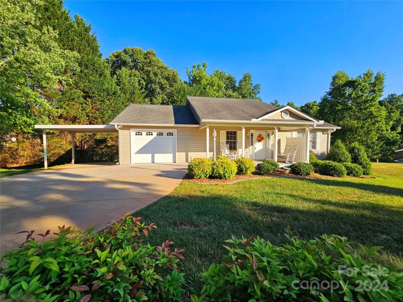 Property image 4 at 132 Willow Court, Bostic, NC 28018