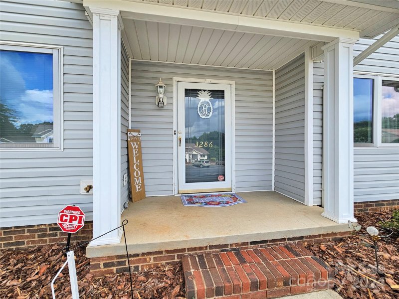 Property image 2 at 3286 White Oak Court, Claremont, NC 28610