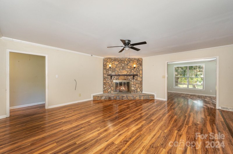 Property image 2 at 2520 Pine Forest Drive, Gastonia, NC 28056