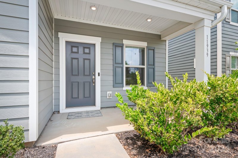 Property image 3 at 11939 Hambright Road, Huntersville, NC 28078