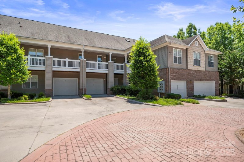 Property image 4 at 9031 Rosalyn Glen Road, Cornelius, NC 28031