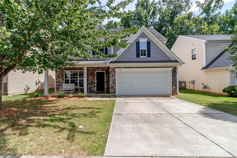 Property image 2 at 16024 Long Talon Way, Charlotte, NC 28278