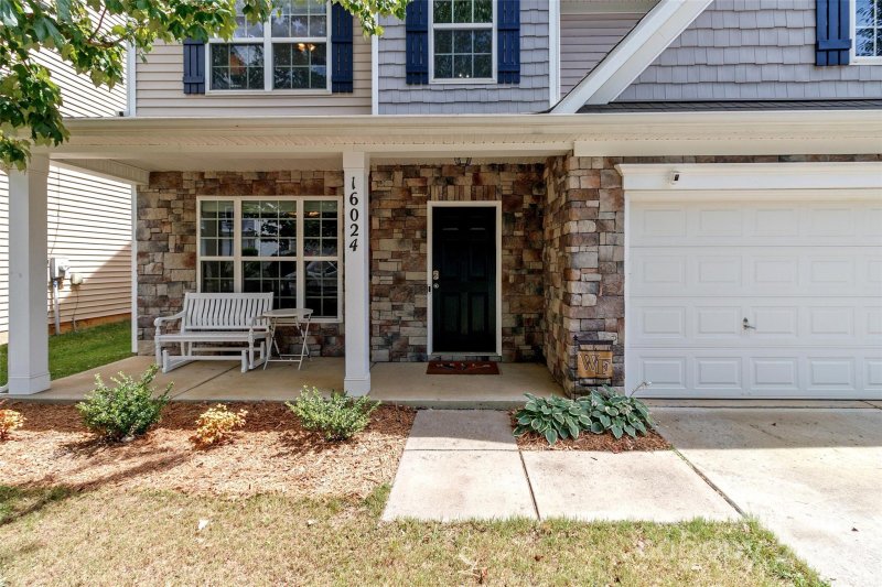 Property image 3 at 16024 Long Talon Way, Charlotte, NC 28278