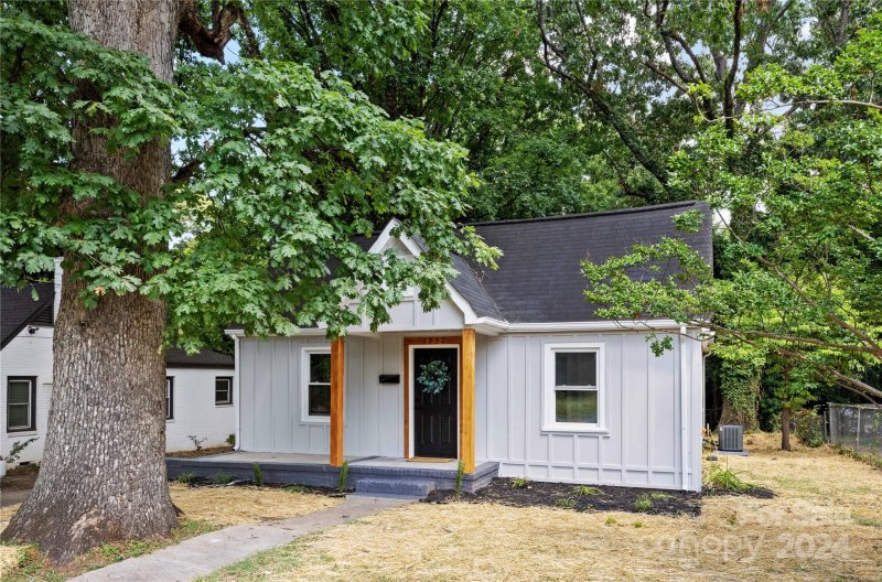 Property image 3 at 2932 Parkway Avenue, Charlotte, NC 28208