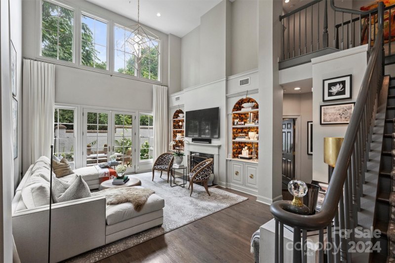 Property image 3 at 134 Wendover Heights Circle, Charlotte, NC 28211