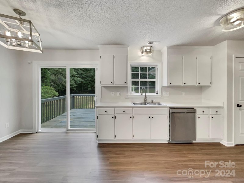 Property image 2 at 1208 Courtney Cove Court, Gastonia, NC 28052