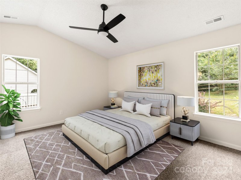 Property image 5 at 7815 Royce Hall Lane, Charlotte, NC 28216