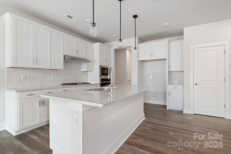 Property image 3 at 304 Ardmore Drive, Belmont, NC 28012