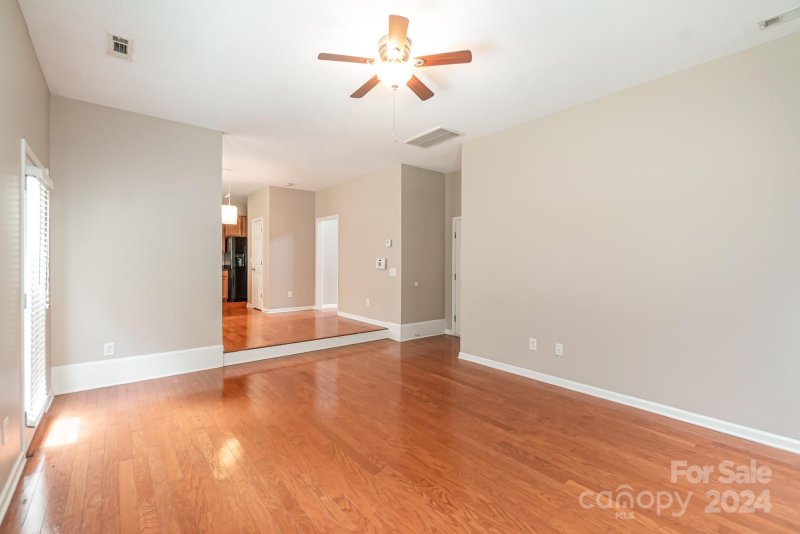 Property image 5 at 1316 Kersey Glen Lane, Charlotte, NC 28216