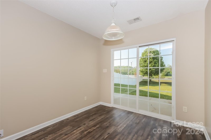 Property image 2 at 2170 Wexford Way, Statesville, NC 28625