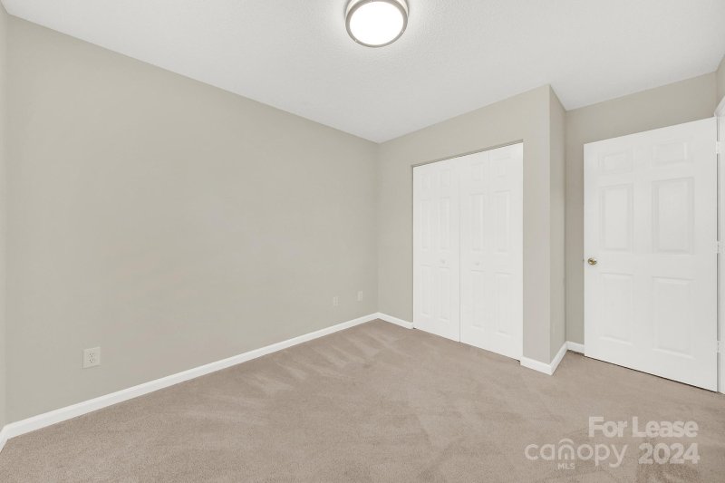 Property image 5 at 9009 Four Mile Creek Road, Charlotte, NC 28277