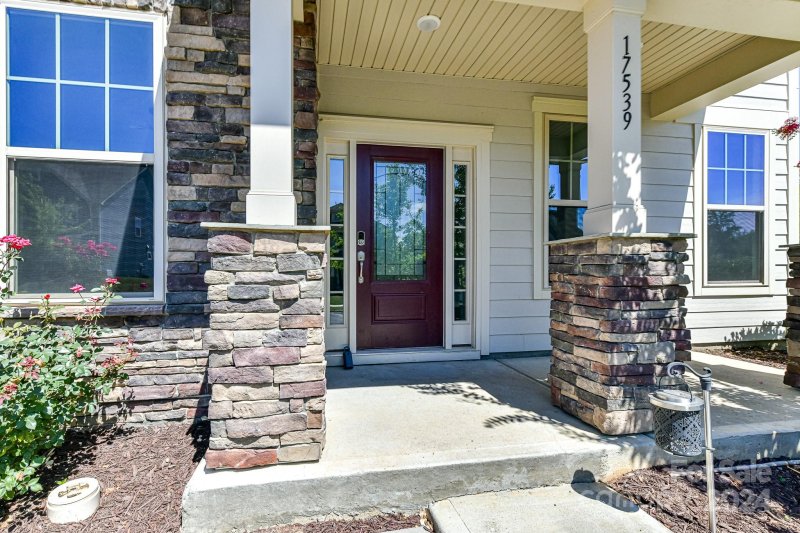 Property image 3 at 17539 Shearer Road, Davidson, NC 28036