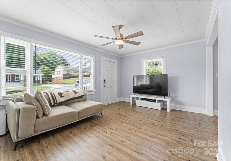 Property image 3 at 418 Park Avenue, Gastonia, NC 28054