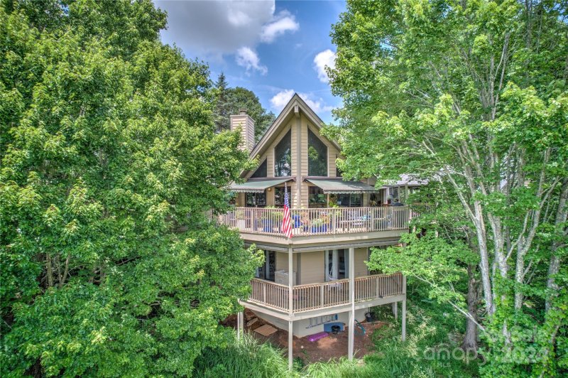 Property image 5 at 6 Manor Way, Weaverville, NC 28787