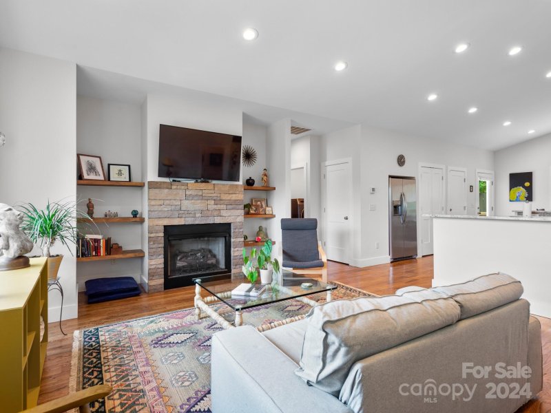 Property image 3 at 69 Greenwood Fields Drive, Asheville, NC 28804