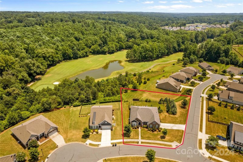 Property image 5 at 222 Hunters Hill Drive, Statesville, NC 28677