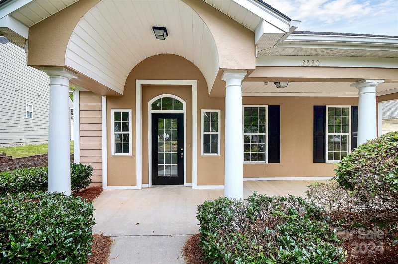 Property image 3 at 13330 Old Compton Court, Pineville, NC 28134