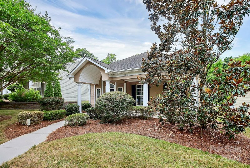 Property image 5 at 13330 Old Compton Court, Pineville, NC 28134
