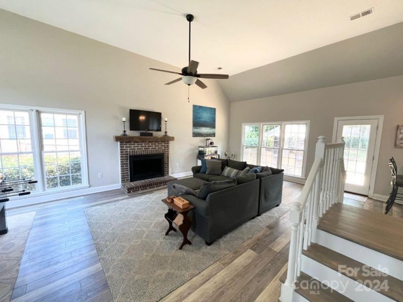 Property image 3 at 106 Southhaven Drive, Mooresville, NC 28117