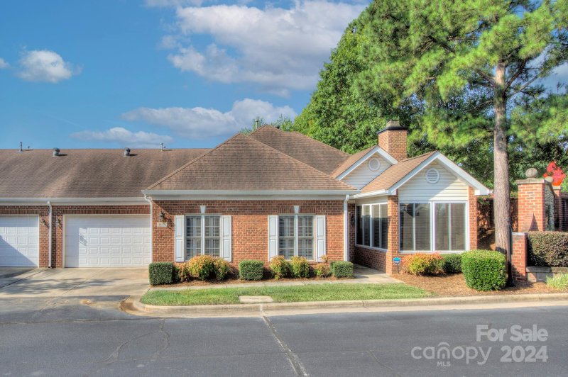 8685 Windsor Ridge Drive