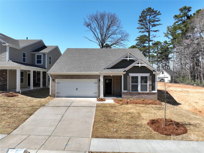 6713 Kinghurst Drive