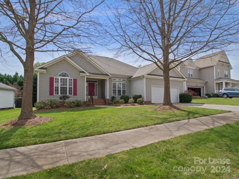 Property image 3 at 20309 Northport Drive, Cornelius, NC 28031