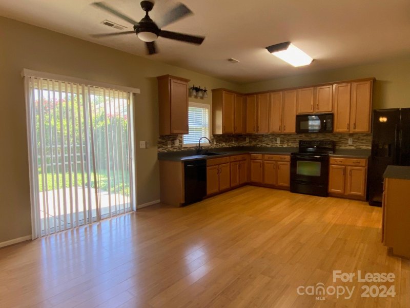 Property image 4 at 2917 Liddington Road, Matthews, NC 28105