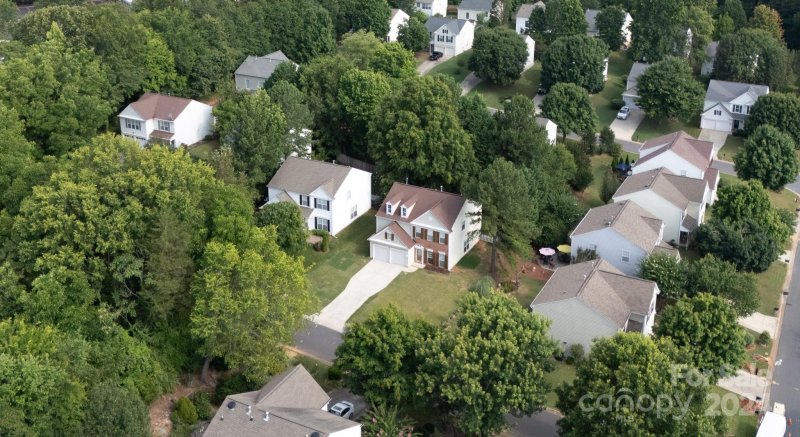 Property image 3 at 11906 Hawick Valley Lane, Charlotte, NC 28277