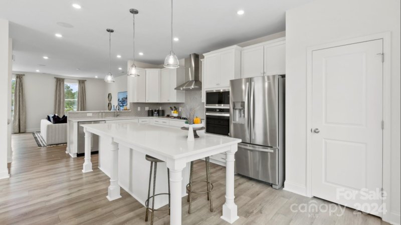 Property image 4 at 4207 Alexander View Drive, Charlotte, NC 28226