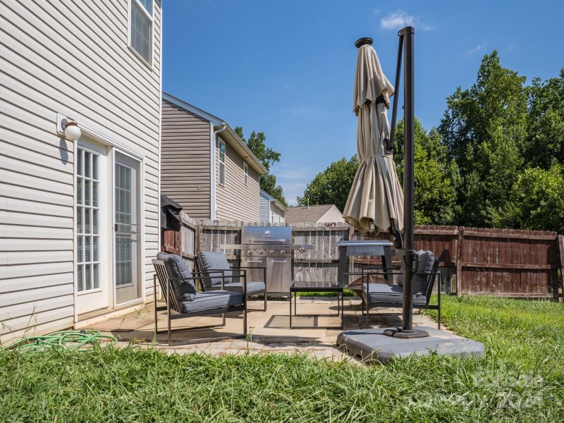 Property image 4 at 5622 Graypark Drive, Charlotte, NC 28269