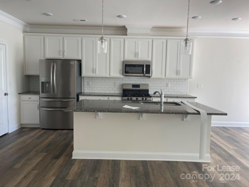 Property image 3 at 5546 Harris Cove Drive, Charlotte, NC 28269