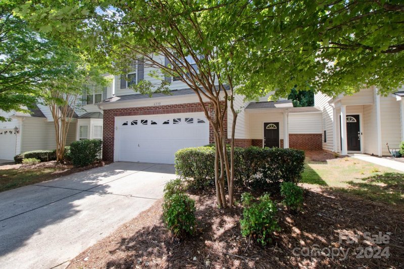 Property image 2 at 6338 Morningview Court, Charlotte, NC 28269