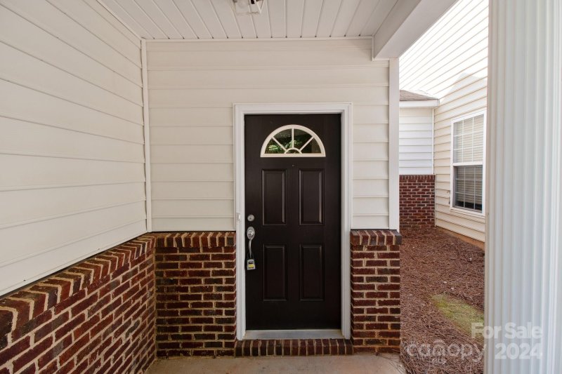 Property image 5 at 6338 Morningview Court, Charlotte, NC 28269