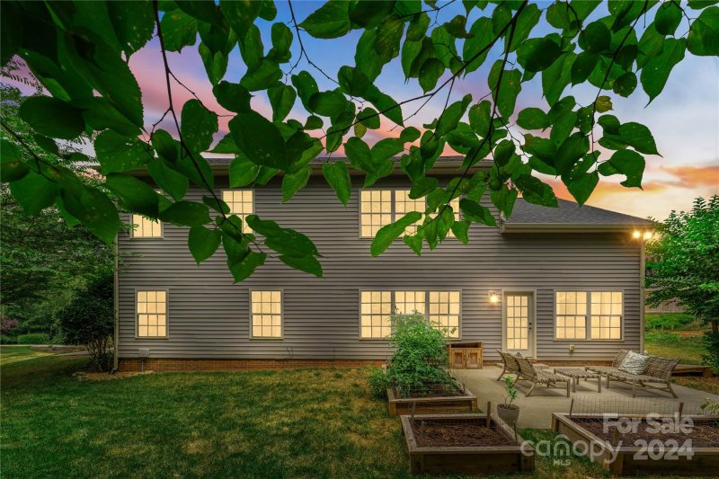 Property image 2 at 8073 Andrew Franklin Drive, Denver, NC 28037