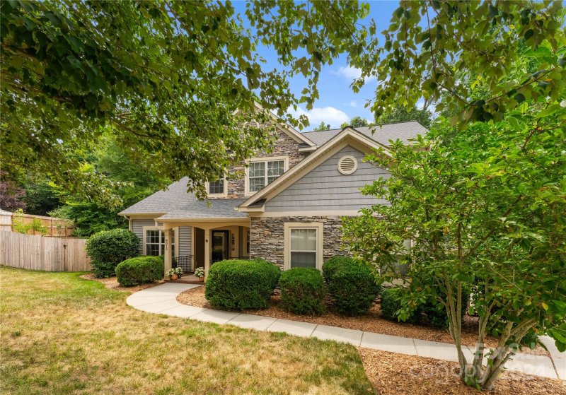 Property image 3 at 8073 Andrew Franklin Drive, Denver, NC 28037