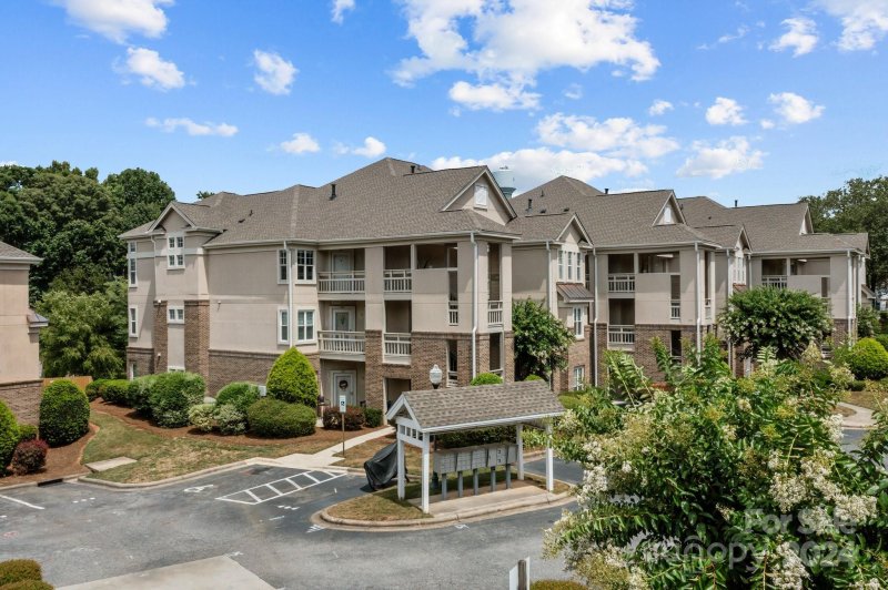 Property image 4 at 108 Pier 33 Drive, Mooresville, NC 28117