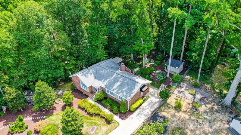 Property image 3 at 424 Pamela Street, Gastonia, NC 28054