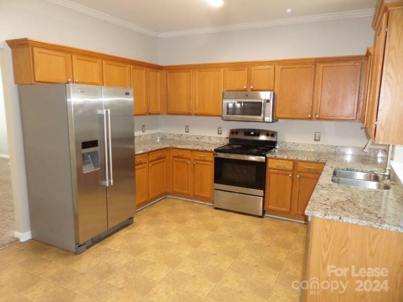 Property image 2 at 2220 Waters Trail Drive, Charlotte, NC 28216