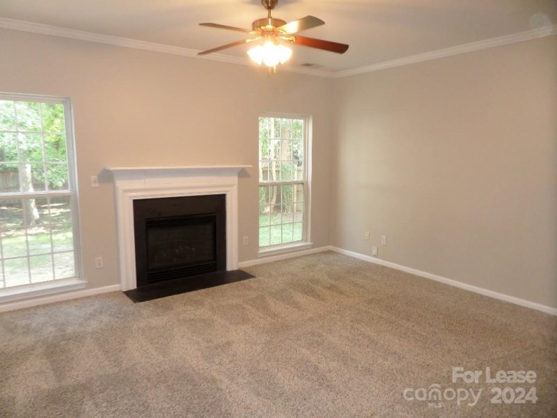 Property image 4 at 2220 Waters Trail Drive, Charlotte, NC 28216