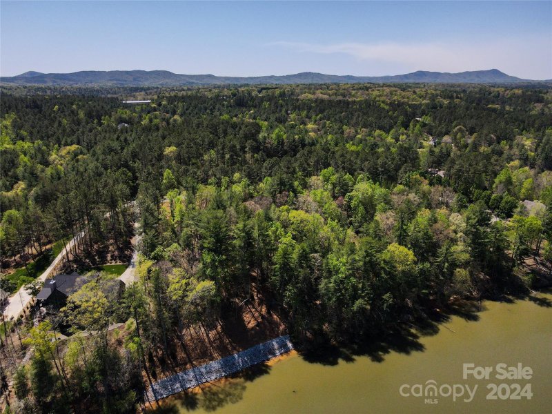 Property image 3 at 103 Beacon Ridge Drive, Connelly Springs, NC 28612