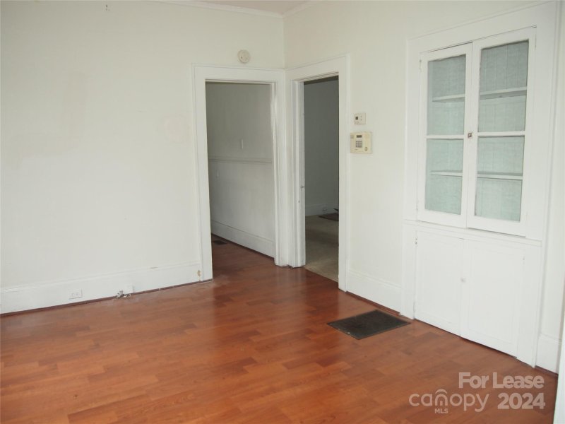 Property image 5 at 2409 Rozzelles Ferry Road, Charlotte, NC 28208