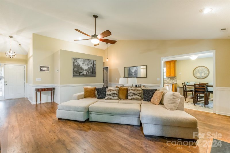 Property image 5 at 12321 Creektree Court, Charlotte, NC 28278