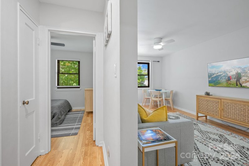 Property image 3 at 615 Biltmore Avenue, Asheville, NC 28803