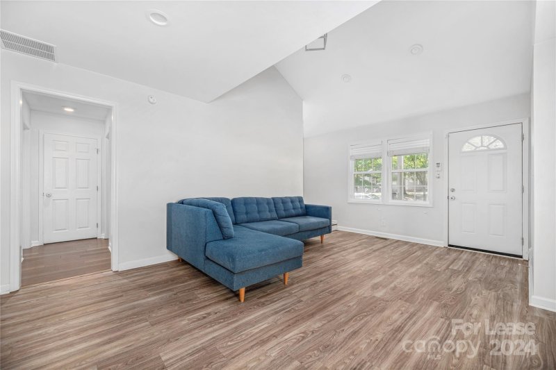 Property image 5 at 404 Keswick Avenue, Charlotte, NC 28206