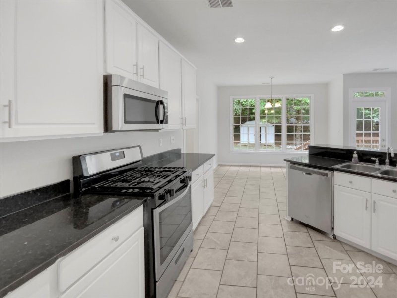 Property image 2 at 3434 Arklow Road, Charlotte, NC 28269